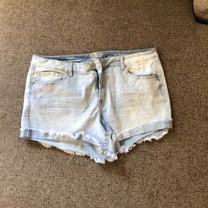 Light wash jean shorts
